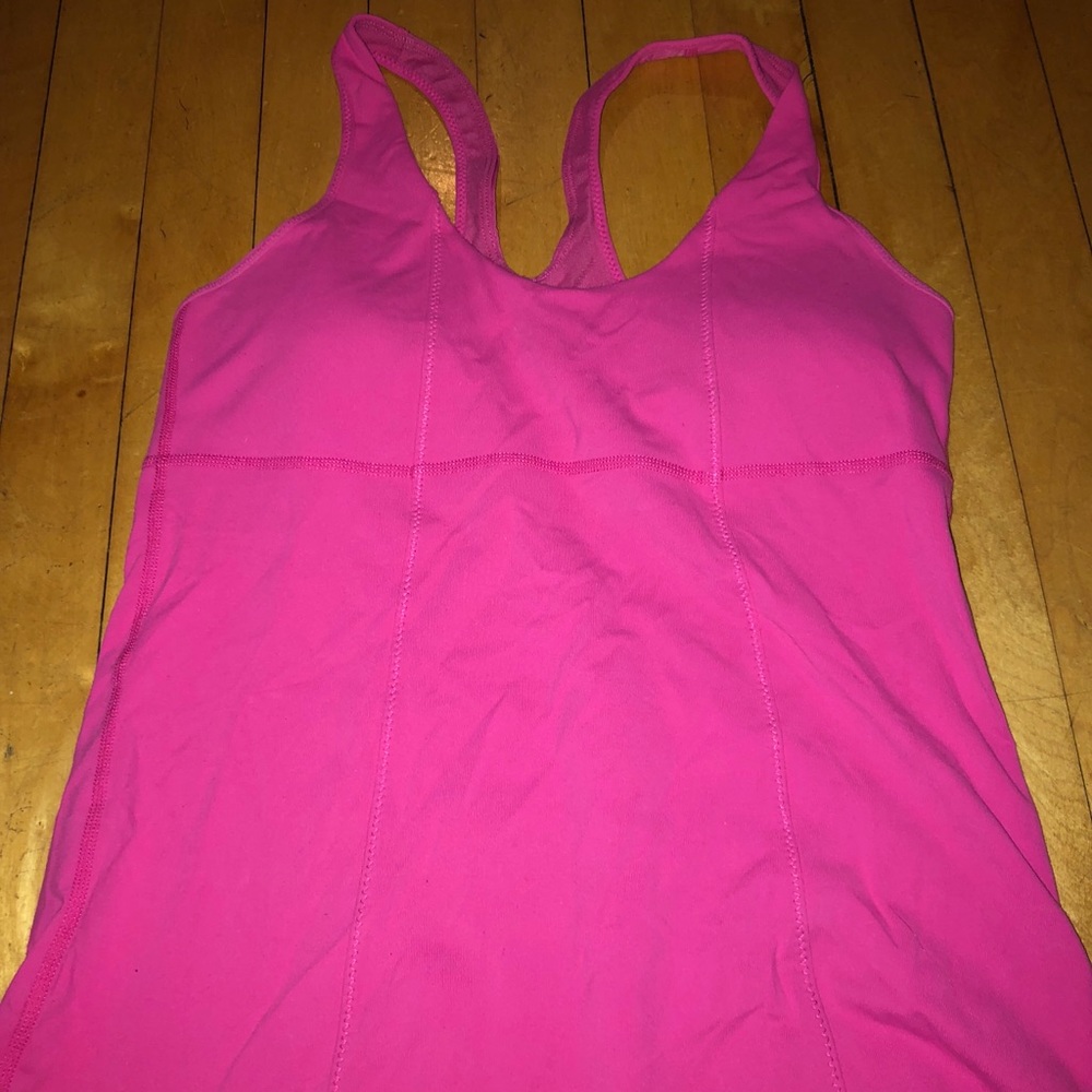 Lululemon bright pink tank
